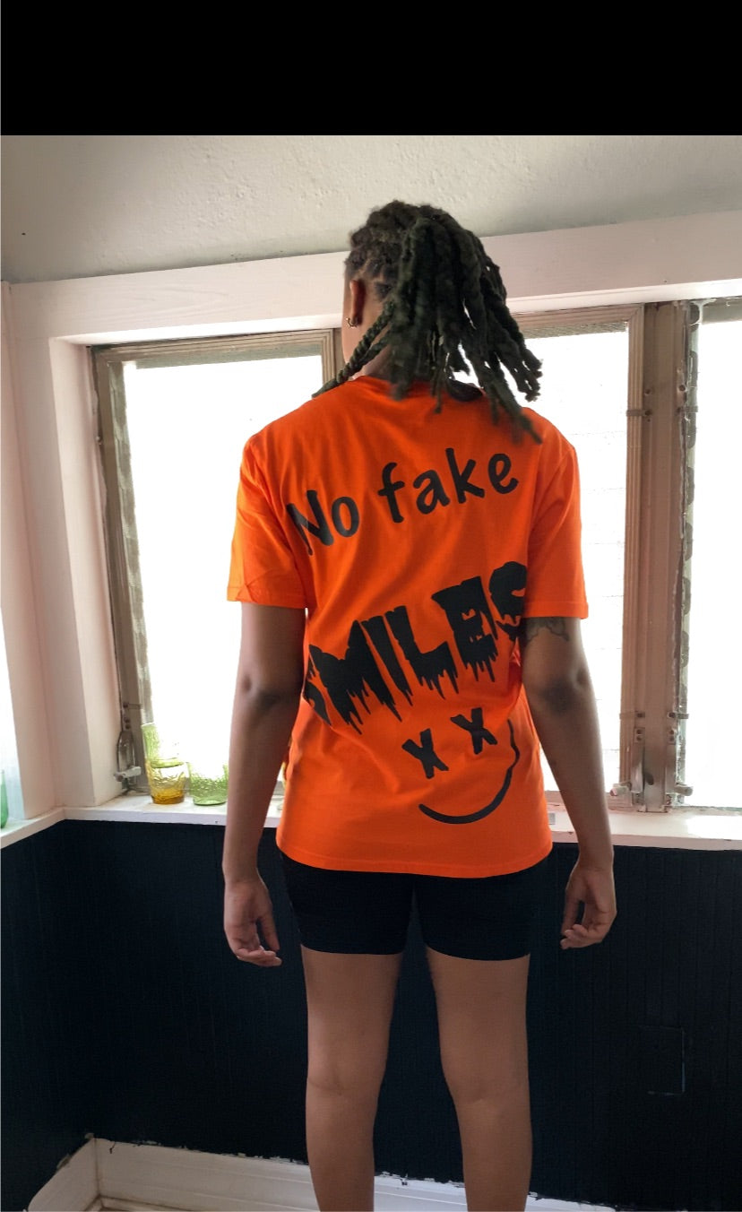 No fake smiles T-shirt